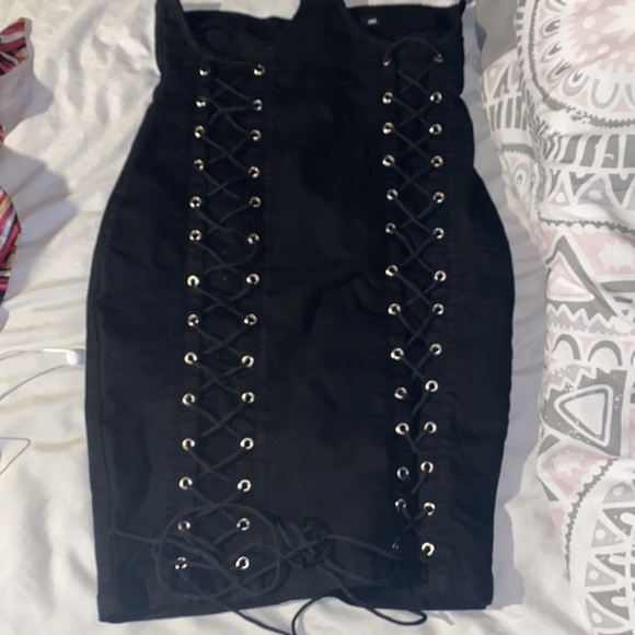 Bodycon Skirt - Picture 2 of 3